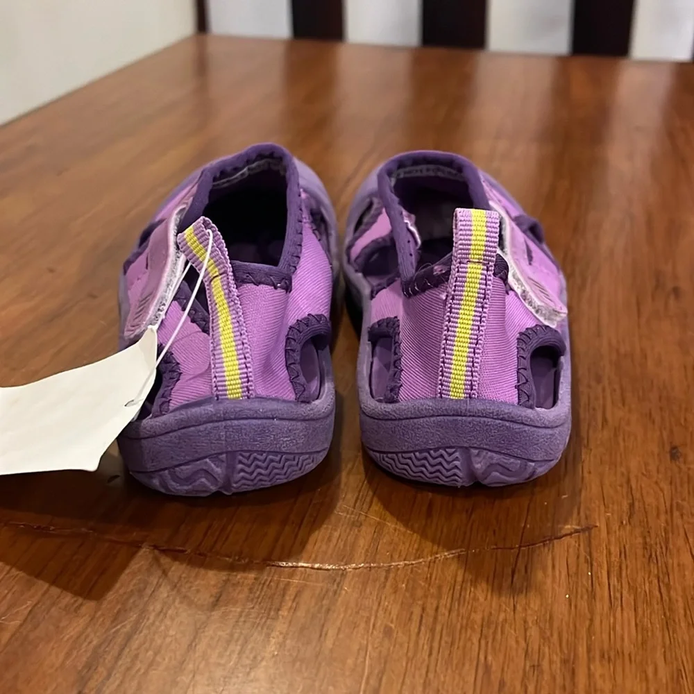 New Balance Kids Cruiser Sandals Water Shoes new Toddlers Size 10 Girls